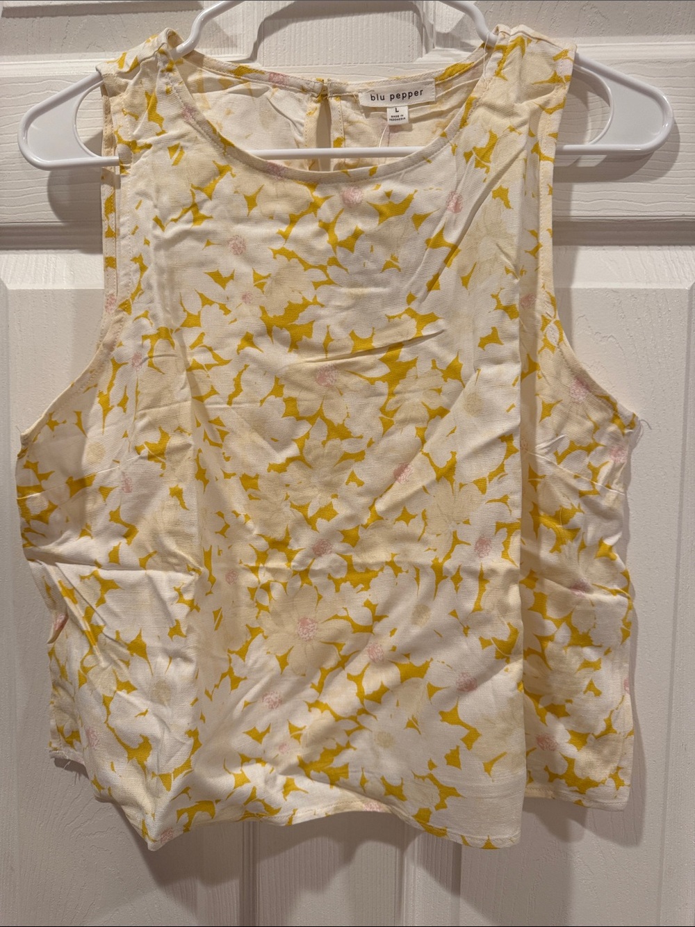 Blu Pepper Cream Tank Top with Yellow Floral Pattern